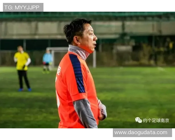 南京足球队边路渗透战术分析及其在比赛中的成败得失探讨